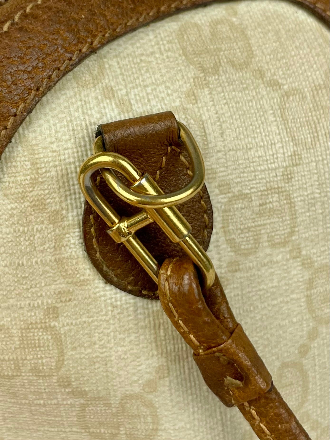 The Vintage Bag Gucci Crossbody