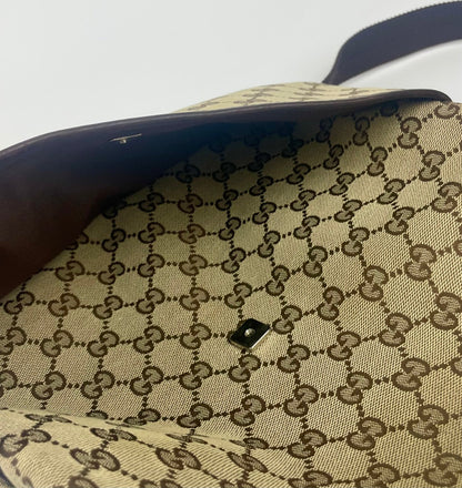 The Vintage Bag Gucci Crossbody Messenger