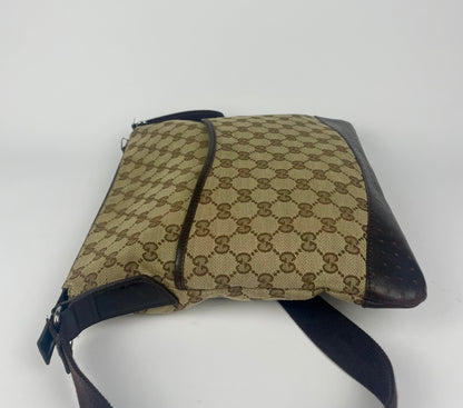 The Vintage Bag Gucci Crossbody Messenger