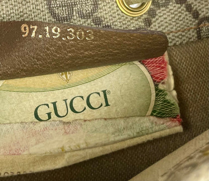The Vintage Bag Gucci Drawstring Taske