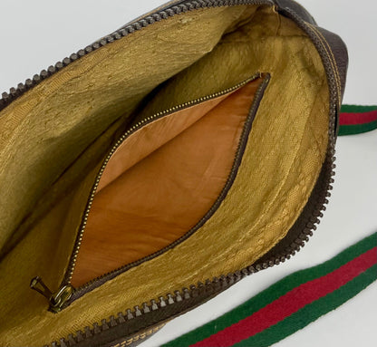 The Vintage Bag Gucci GG Shelly Crossbody