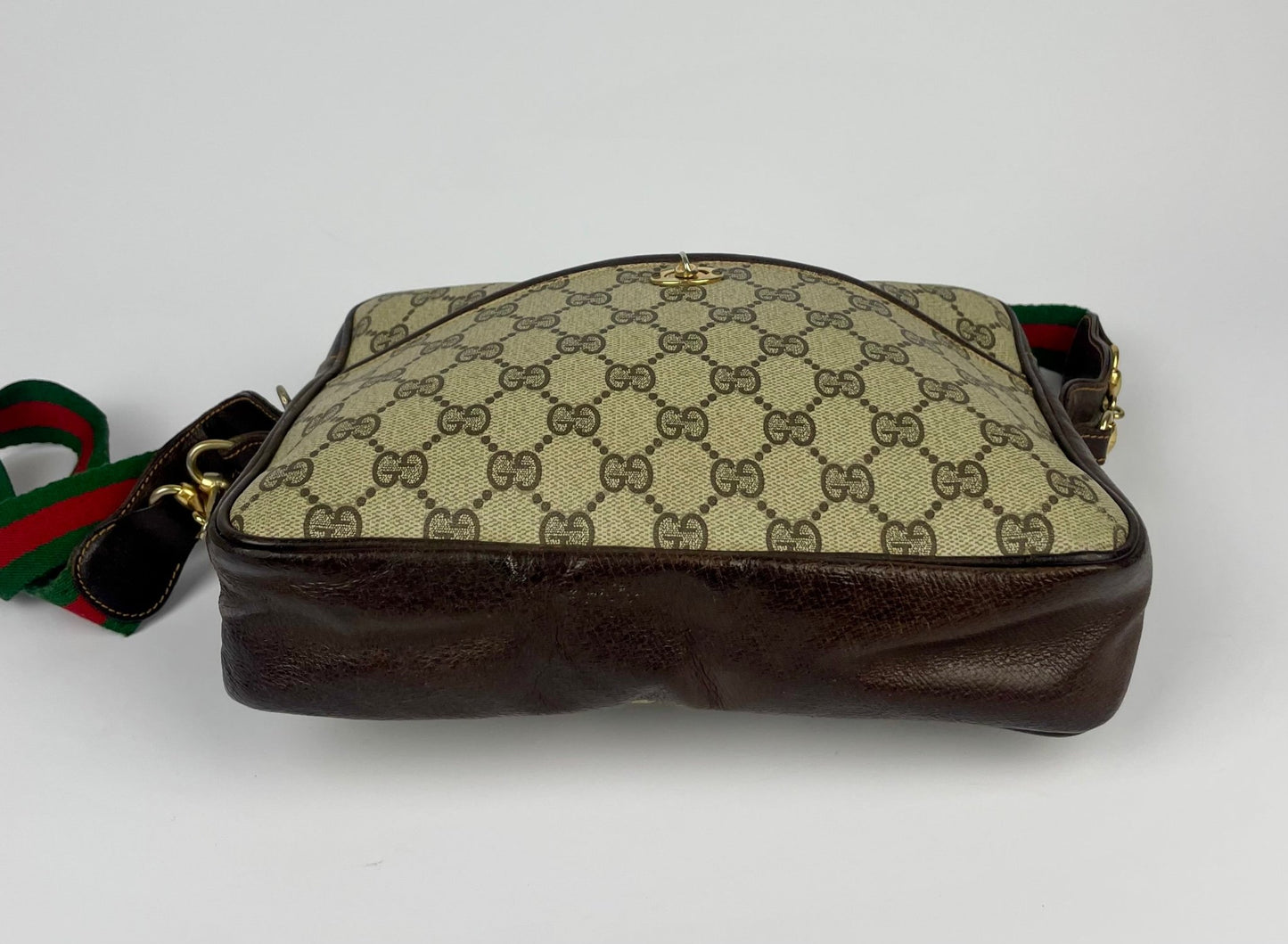 The Vintage Bag Gucci GG Shelly Crossbody
