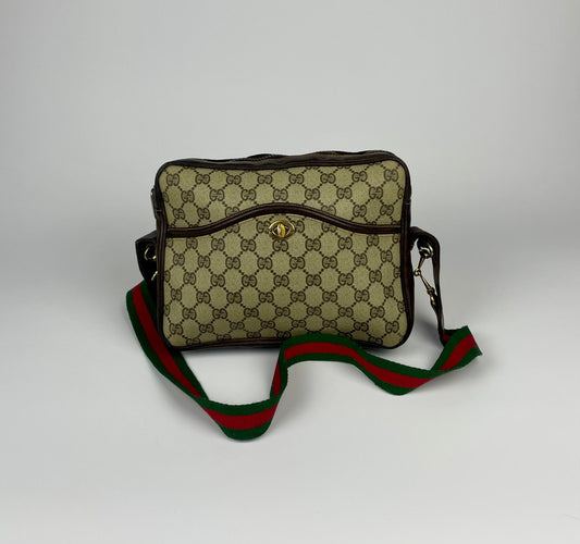 The Vintage Bag Gucci GG Shelly Crossbody