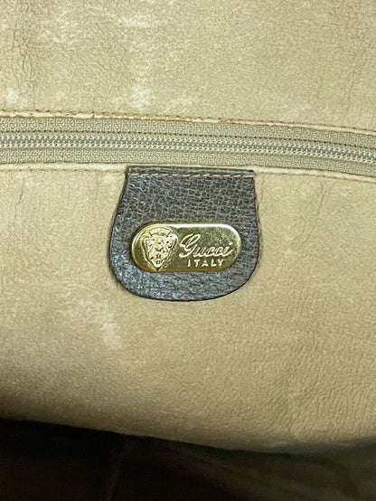 The Vintage Bag Gucci GG Supreme Crossbody