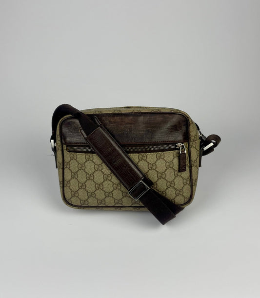 The Vintage Bag Gucci GG Supreme Crossbody
