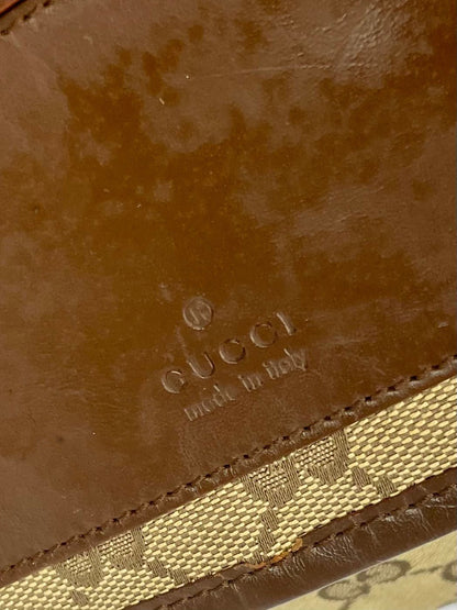 The Vintage Bag Gucci Messenger