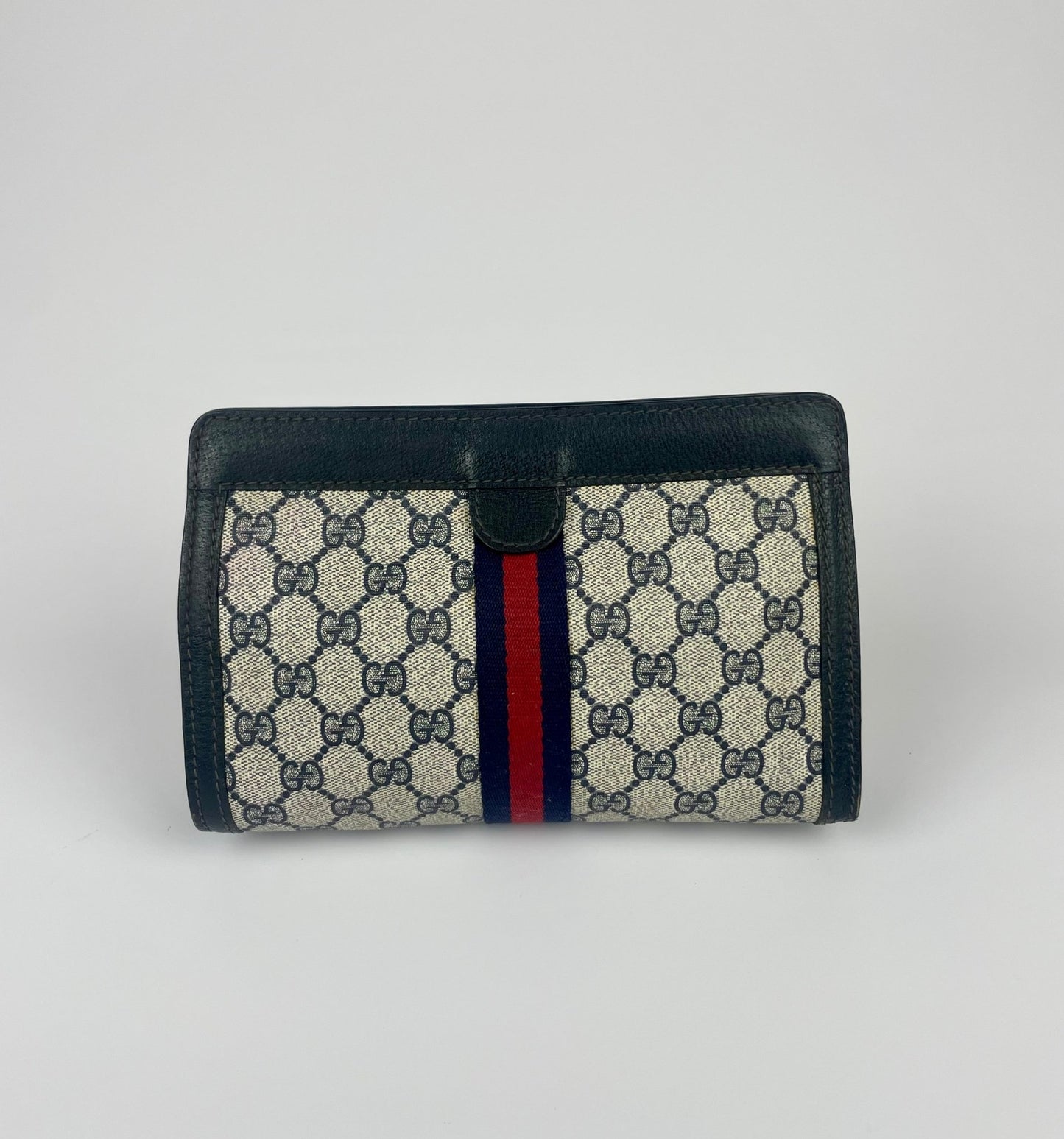 The Vintage Bag Gucci Sherry Line Clutch