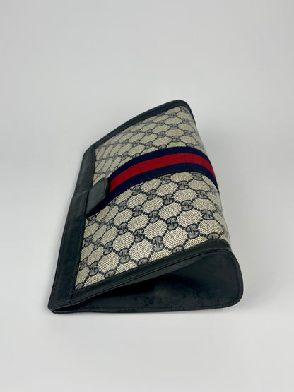 The Vintage Bag Gucci Sherry Line Clutch