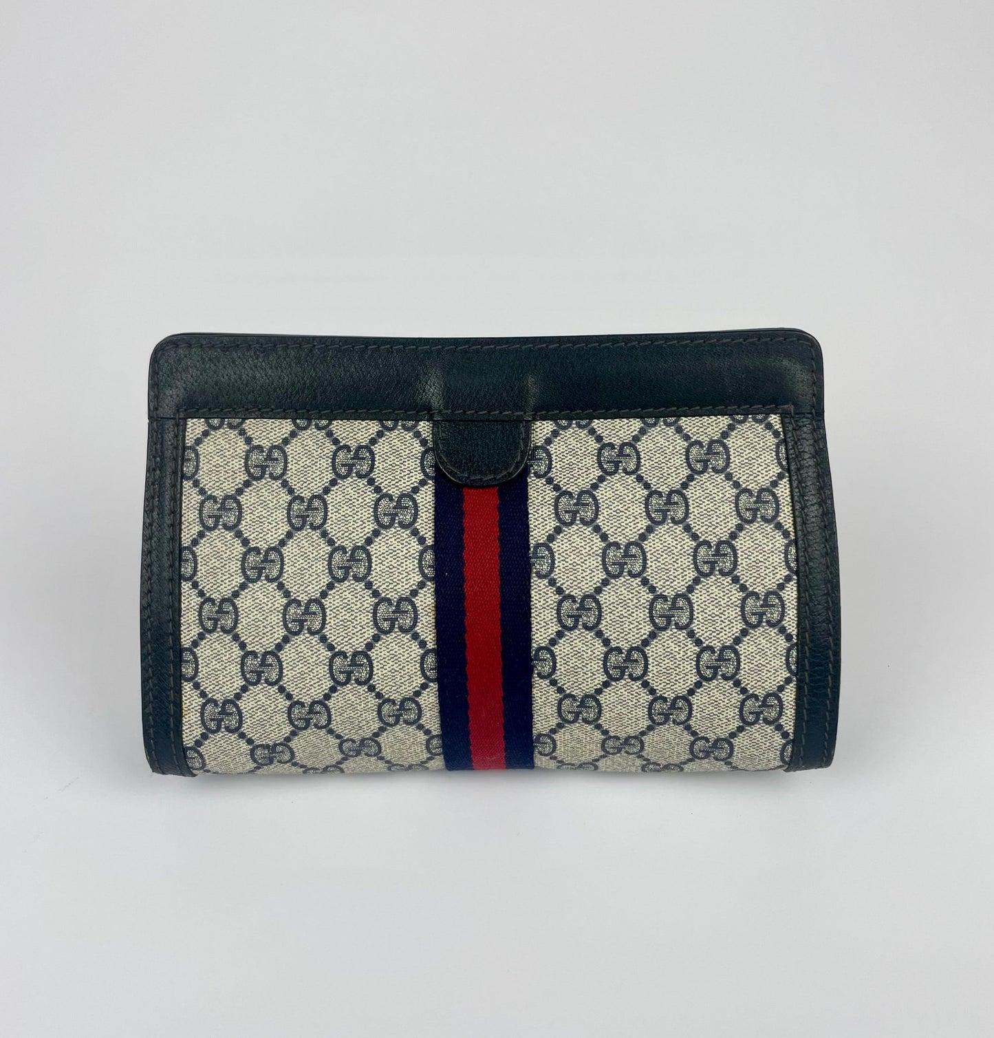 The Vintage Bag Gucci Sherry Line Clutch