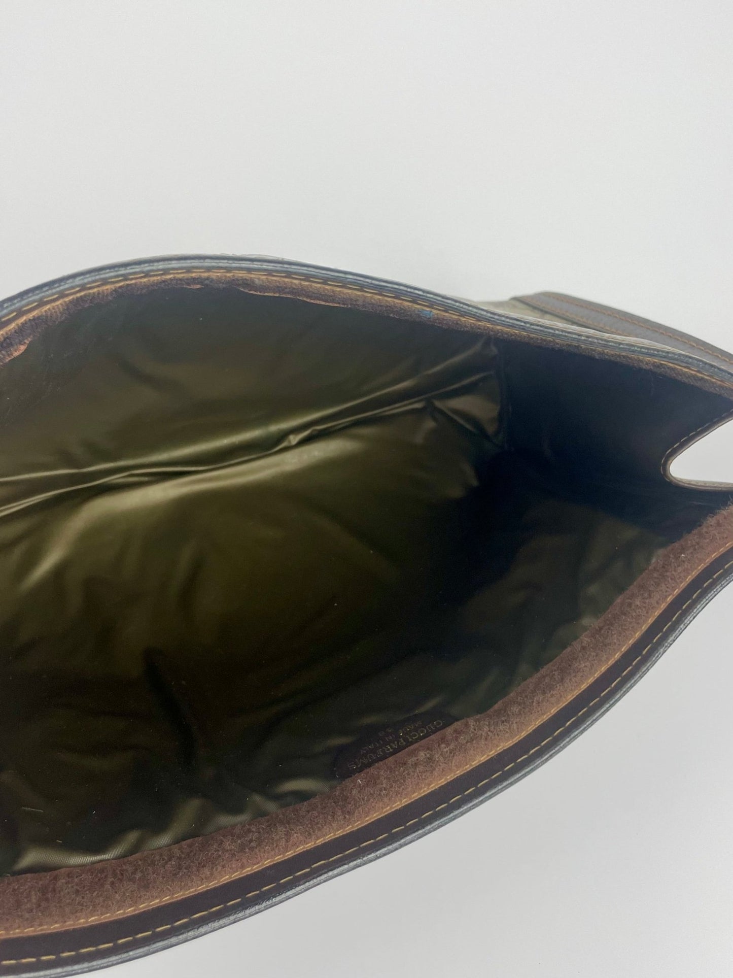 The Vintage Bag Gucci Sherry Line Clutch