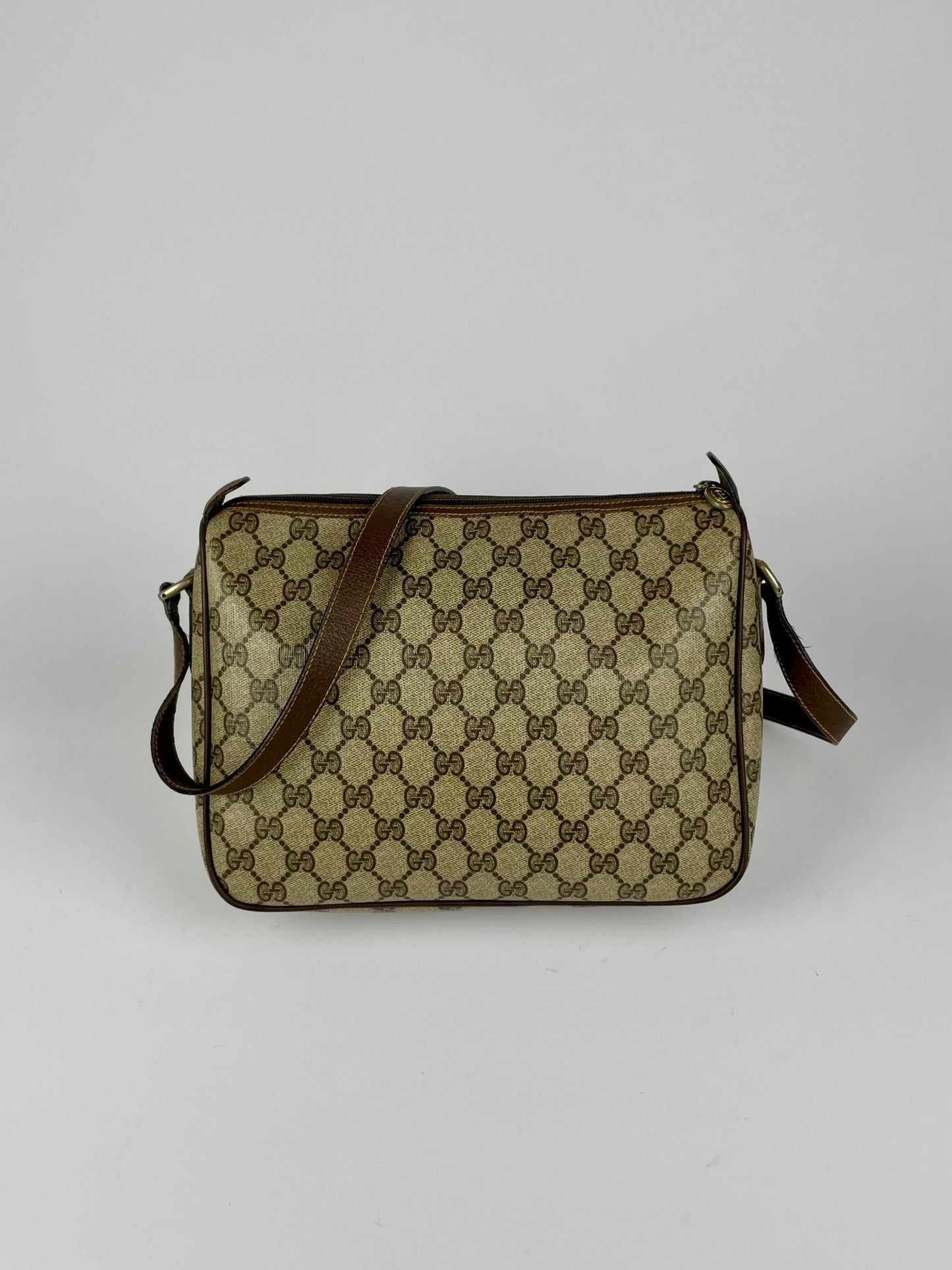 The Vintage Bag Gucci Sherry Line Crossbody