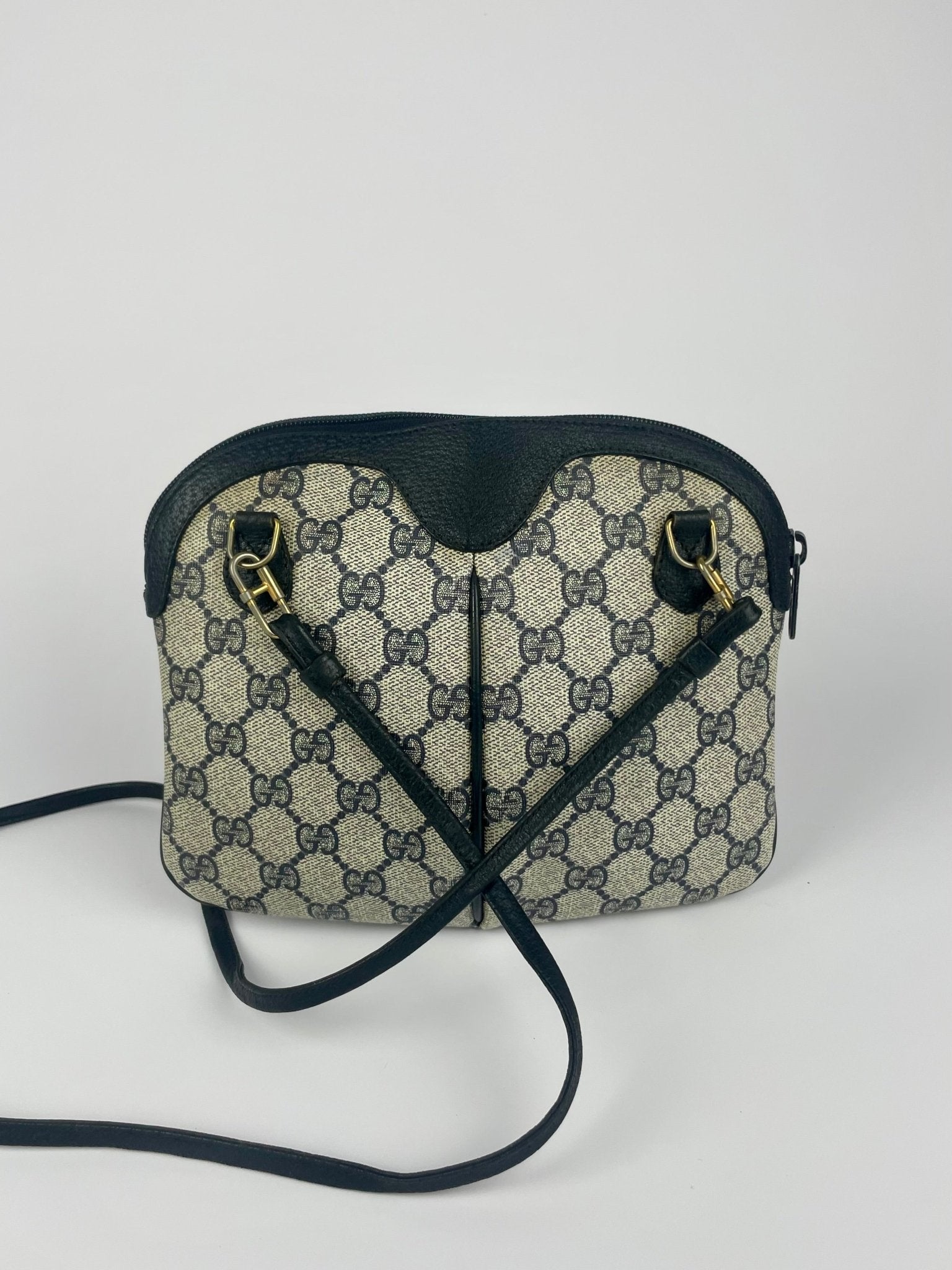 The Vintage Bag Gucci Sherry Line Crossbody