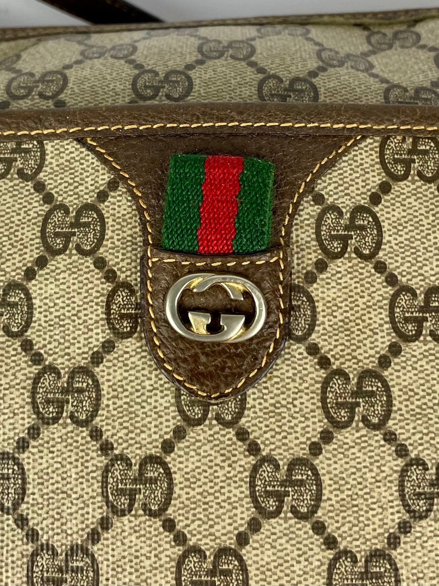 The Vintage Bag Gucci Sherry Line Crossbody