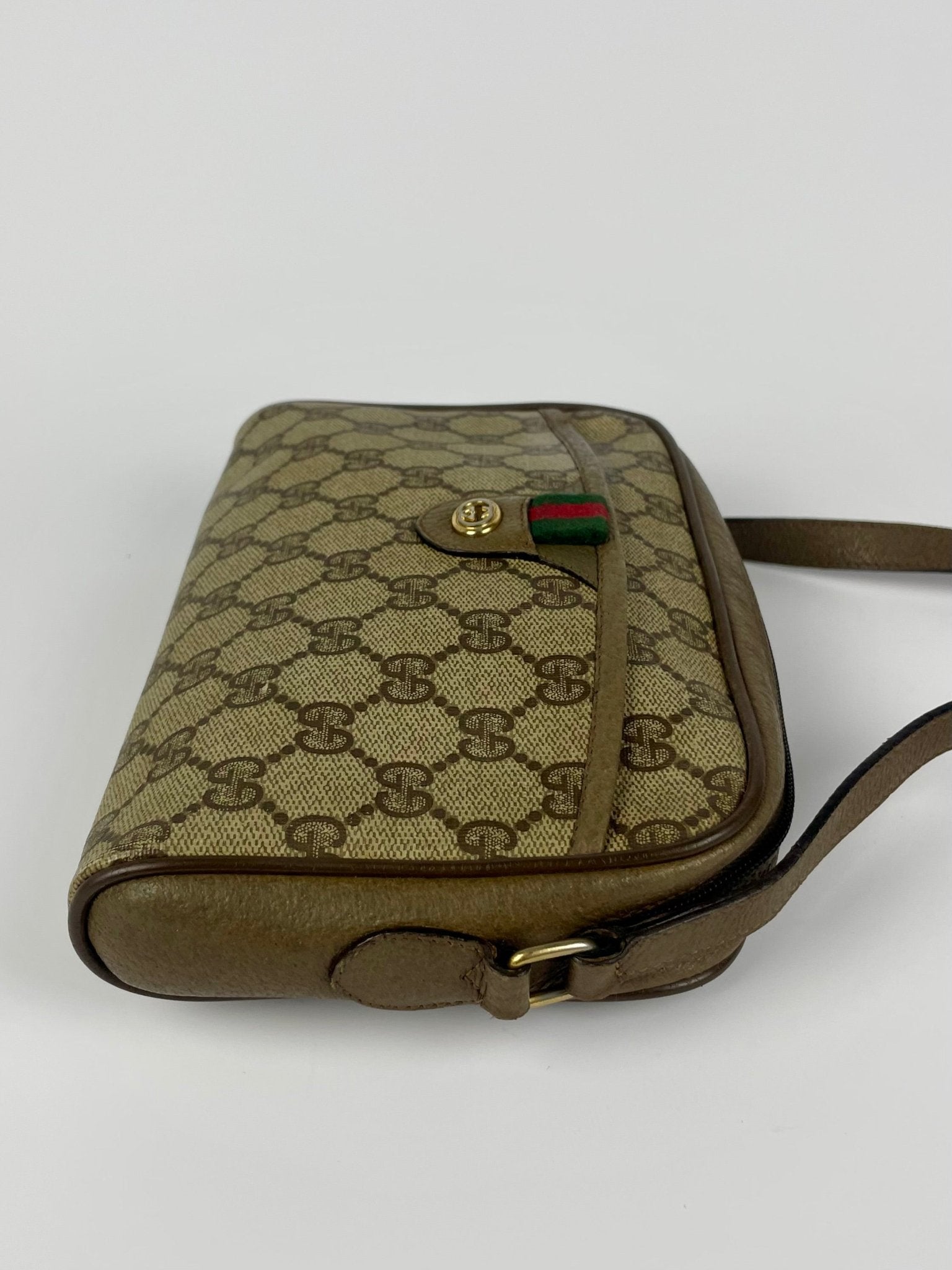 The Vintage Bag Gucci Sherry Line Crossbody