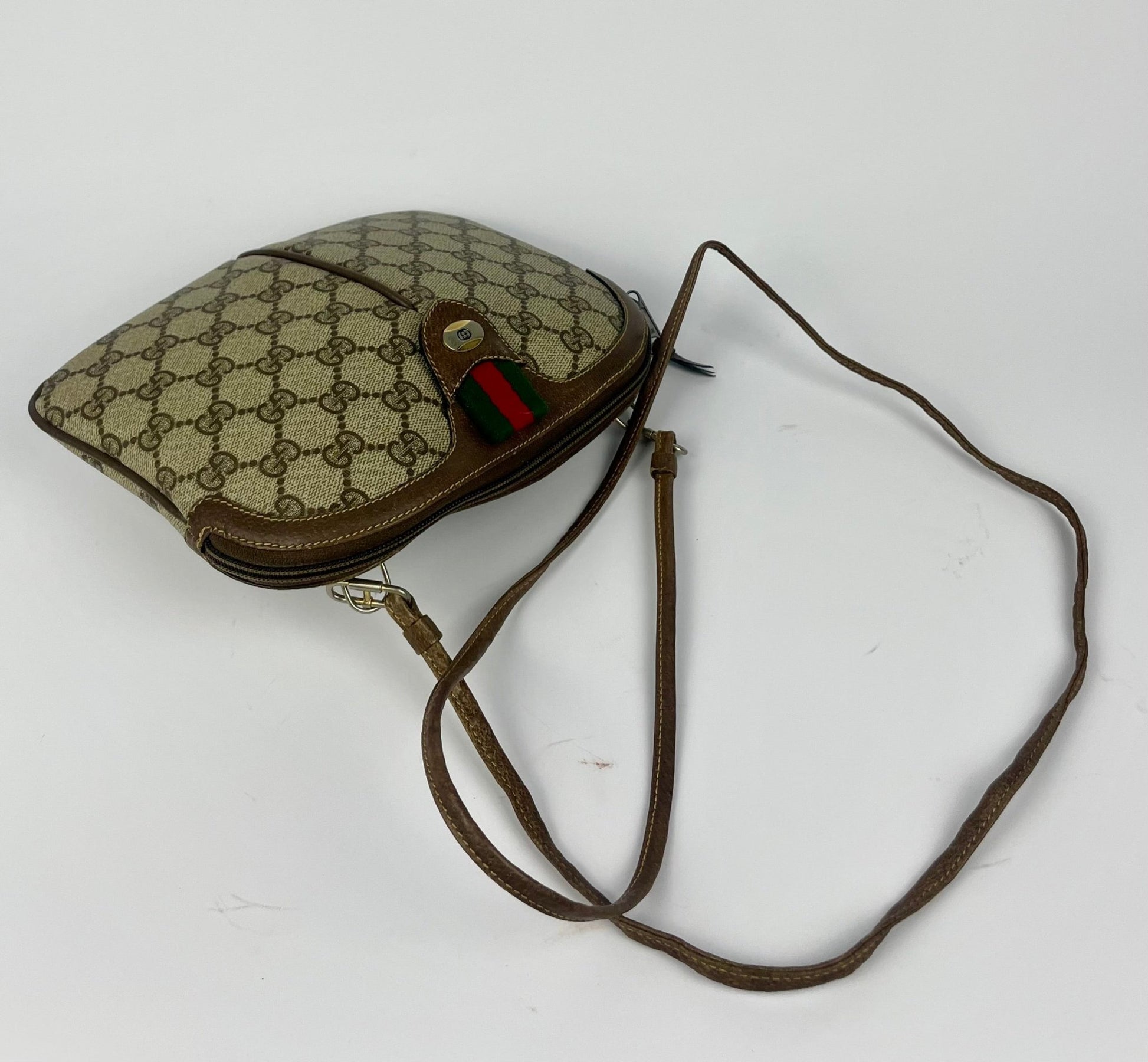 The Vintage Bag Gucci Sherry Line Crossbody