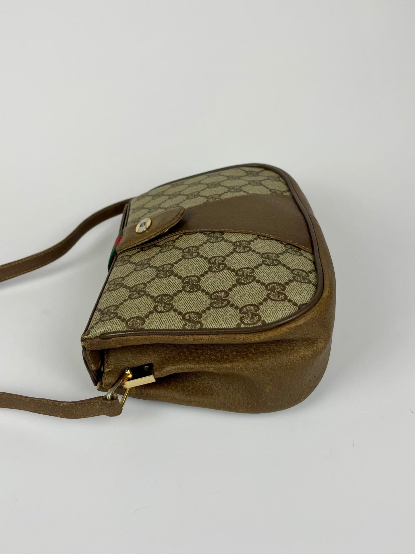 The Vintage Bag Gucci Sherry Line Crossbody