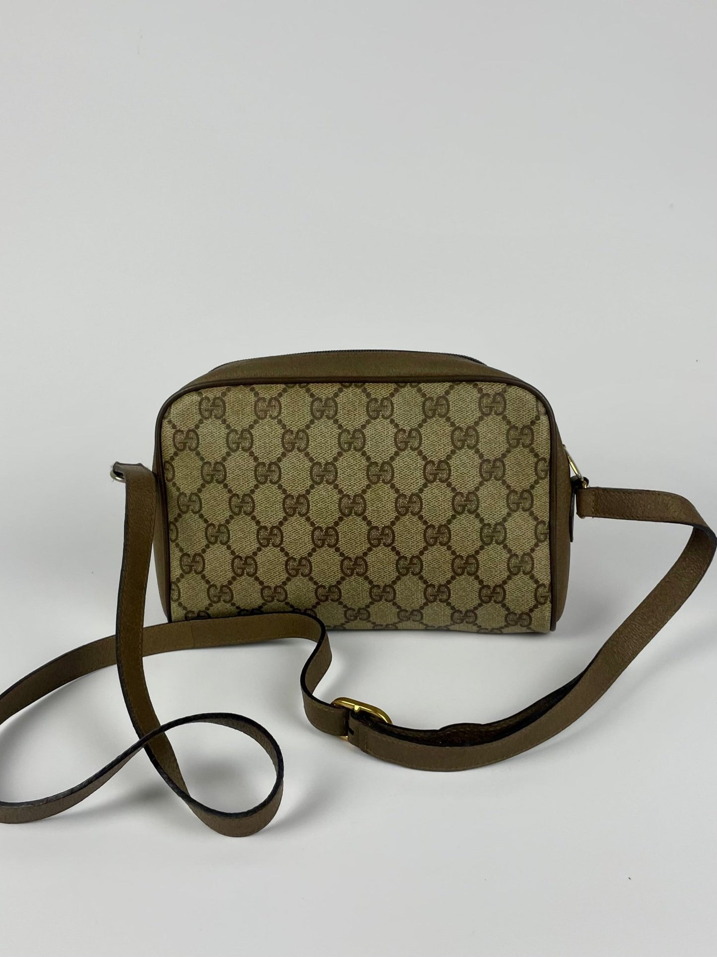 The Vintage Bag Gucci Sherry Line Crossbody