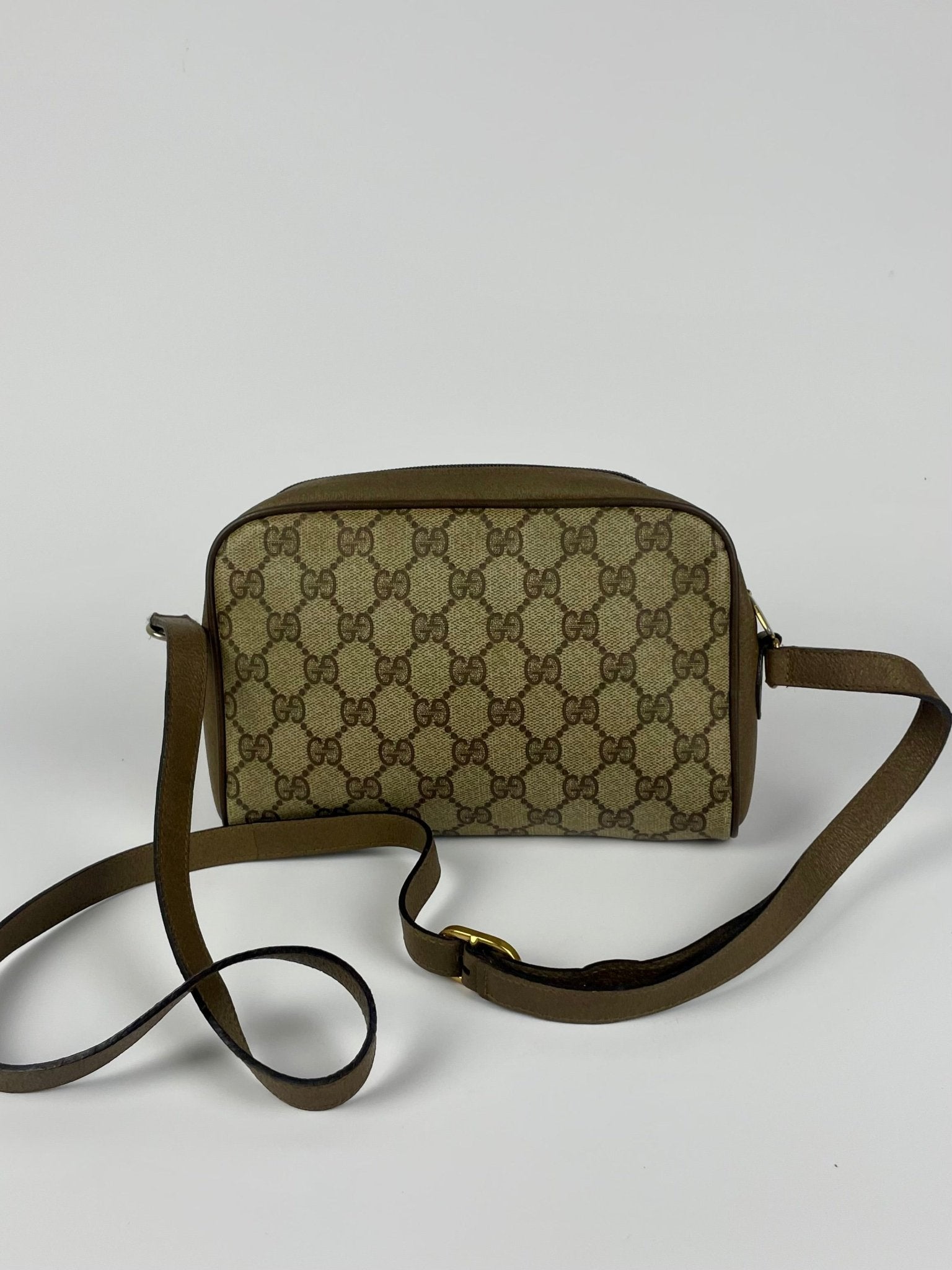 The Vintage Bag Gucci Sherry Line Crossbody