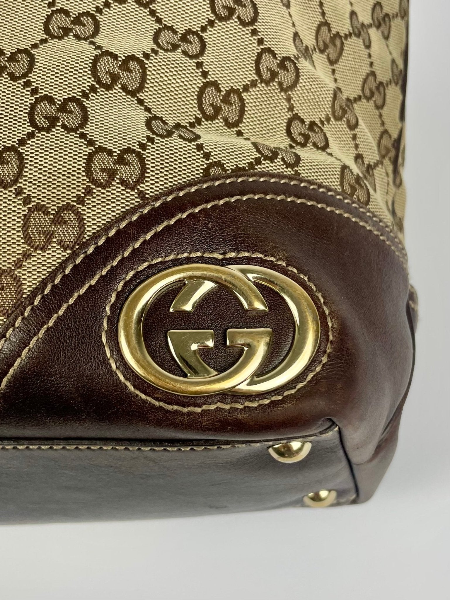 The Vintage Bag Gucci Shopper