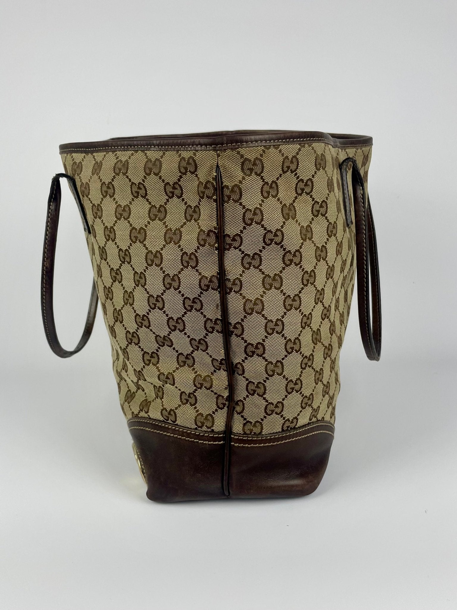 The Vintage Bag Gucci Shopper