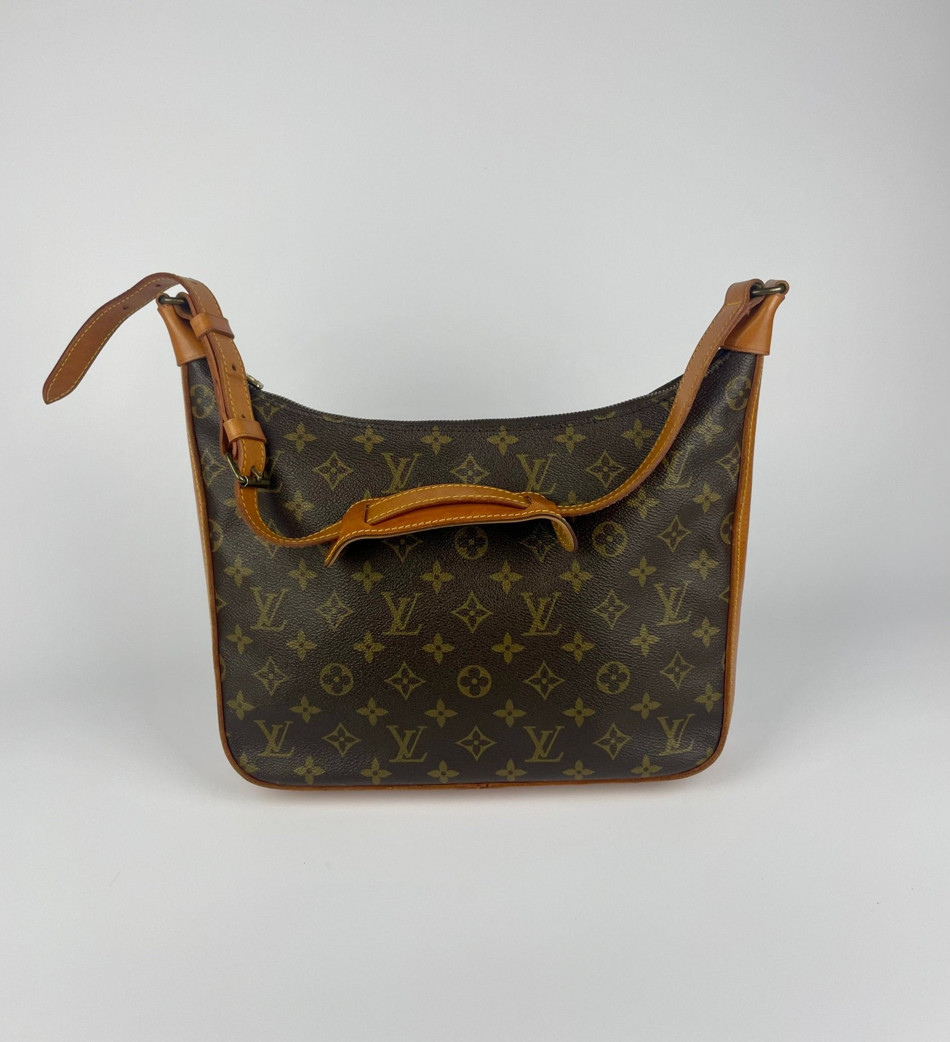 The Vintage Bag Louis Vuitton Boulogne