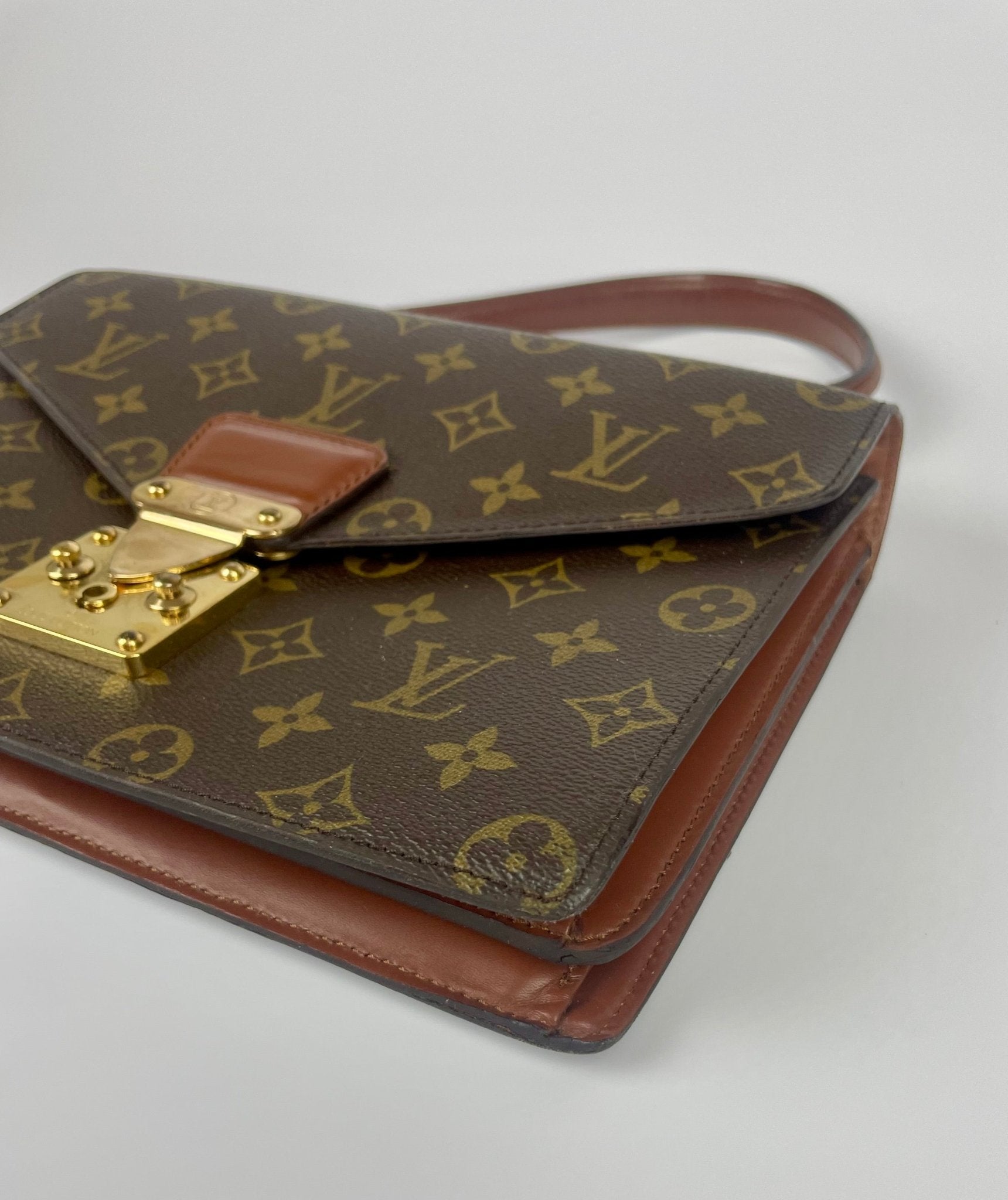 The Vintage Bag Louis Vuitton Concorde Håndtaske