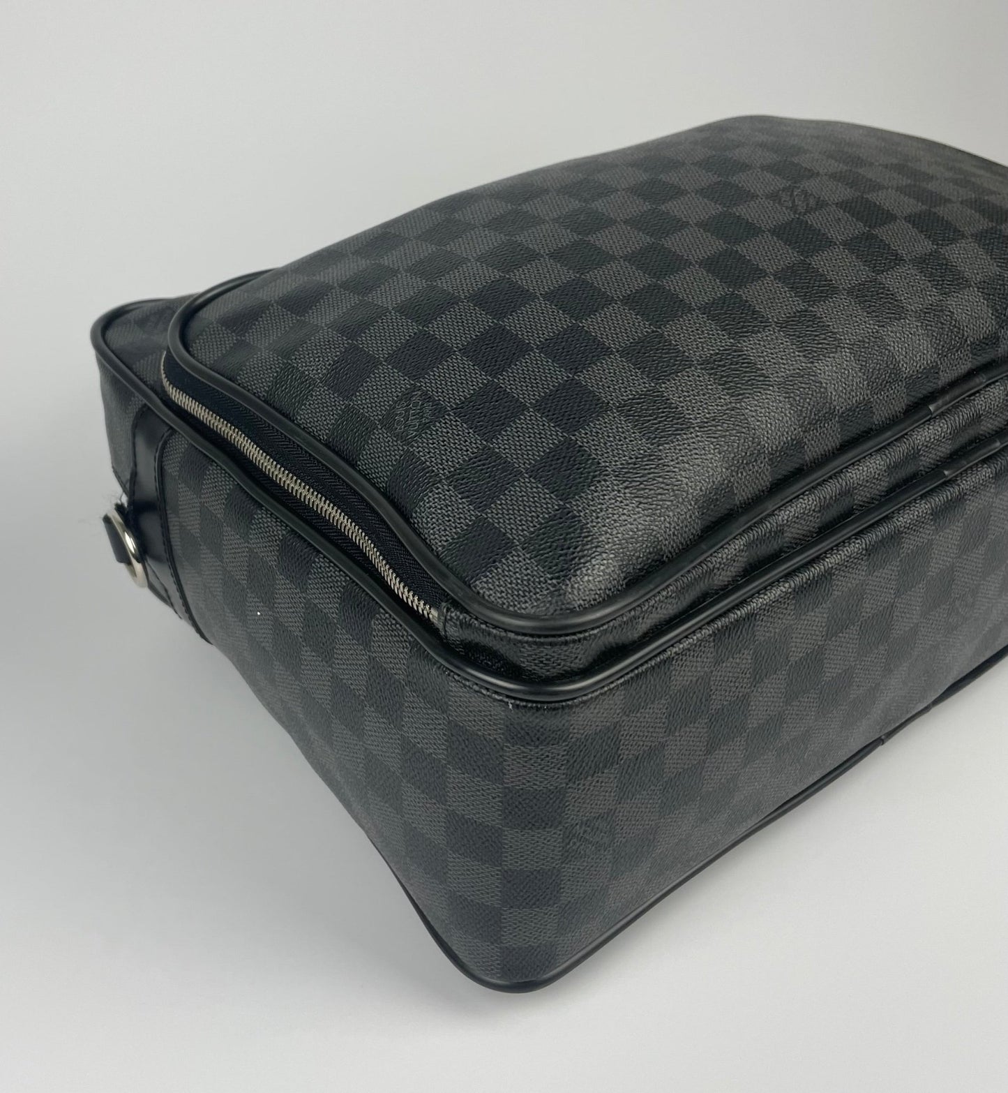 The Vintage Bag Louis Vuitton Damier Graphite Icare