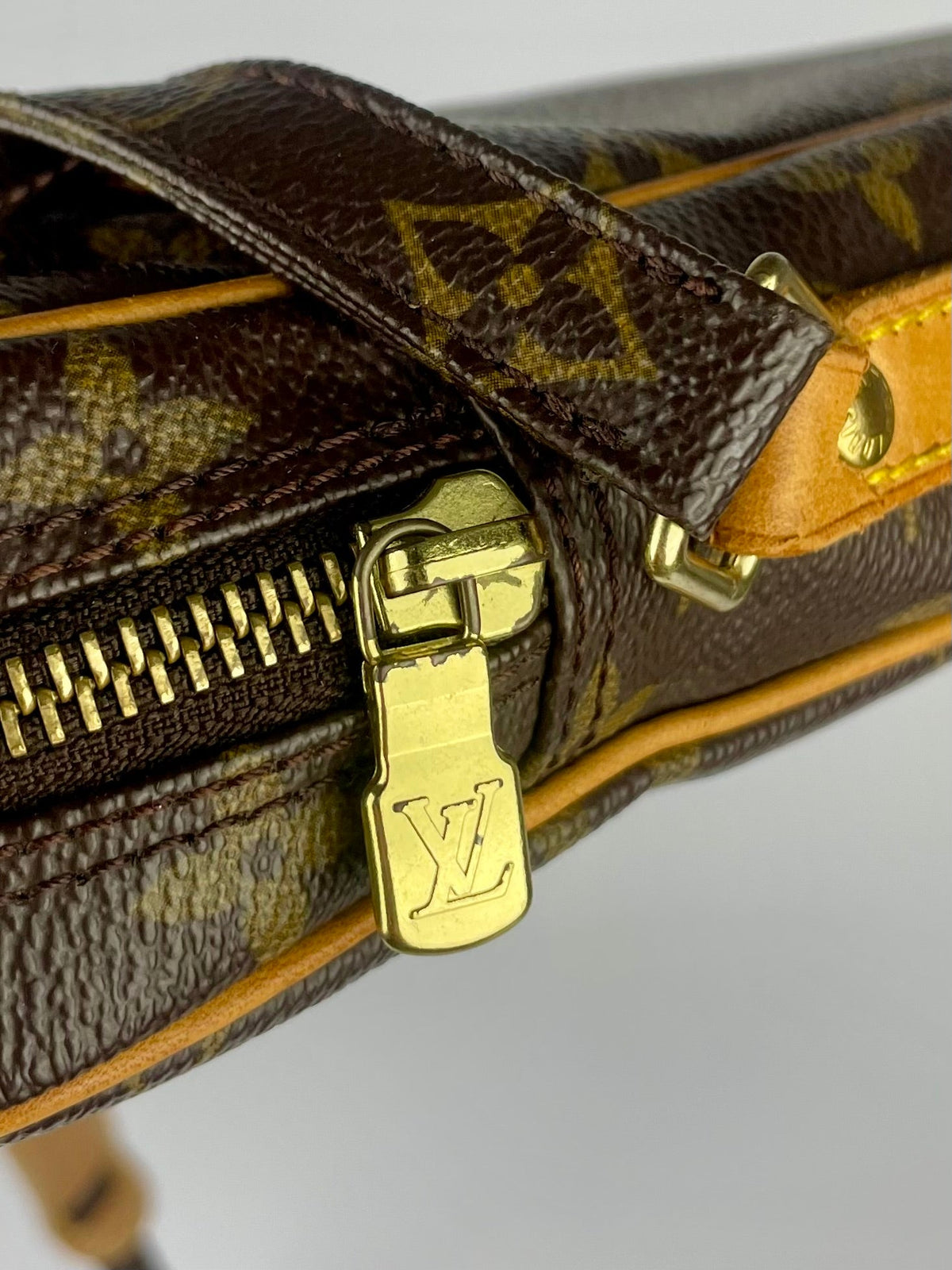 The Vintage Bag Louis Vuitton Danube