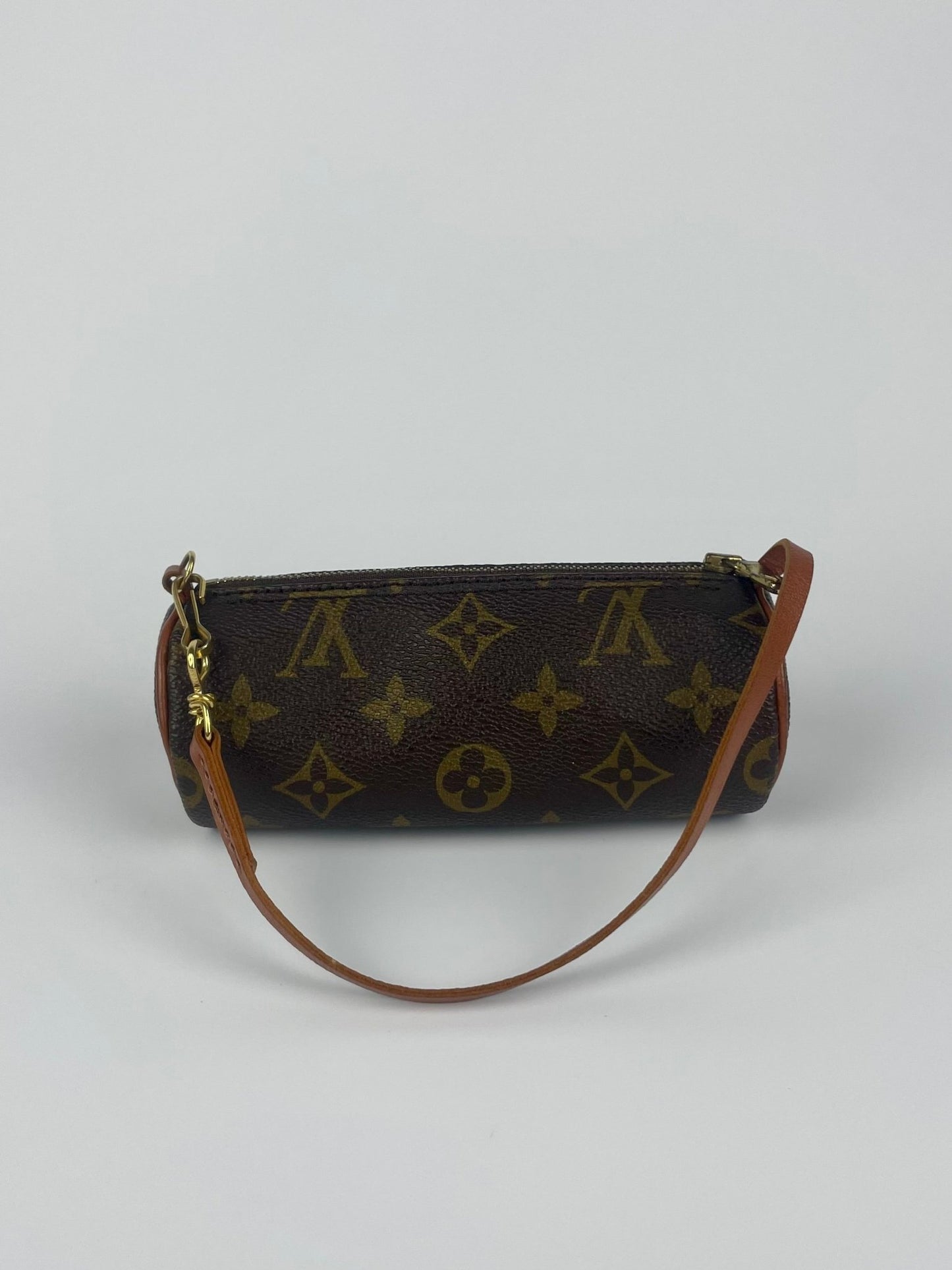 The Vintage Bag Louis Vuitton Papillon accessory pouch