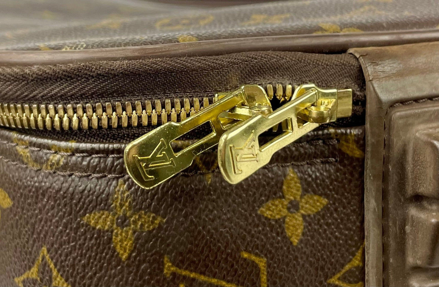 The Vintage Bag Louis Vuitton Pegase 55