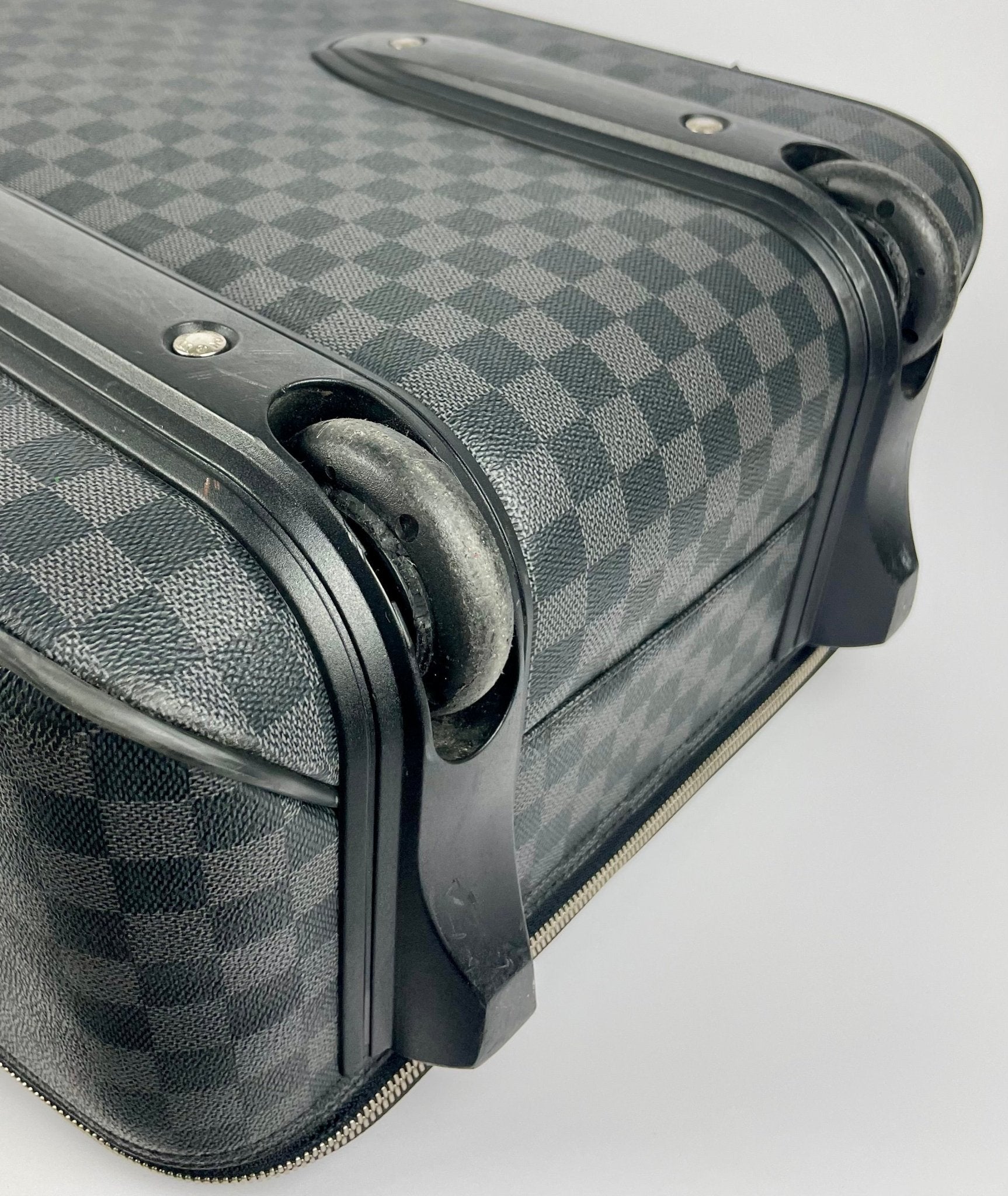 The Vintage Bag Louis Vuitton Pegase 60