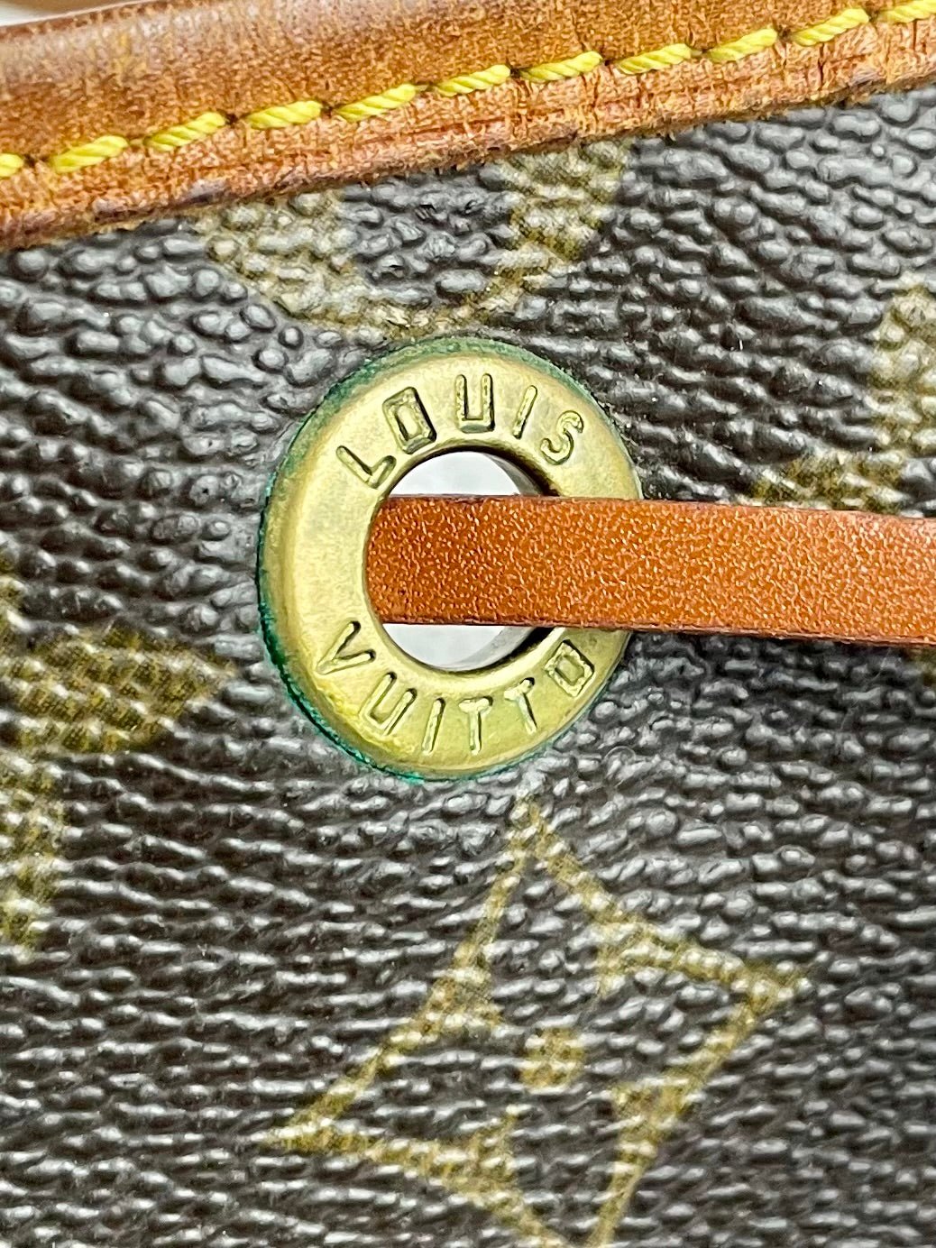 The Vintage Bag Louis Vuitton Petit Noe