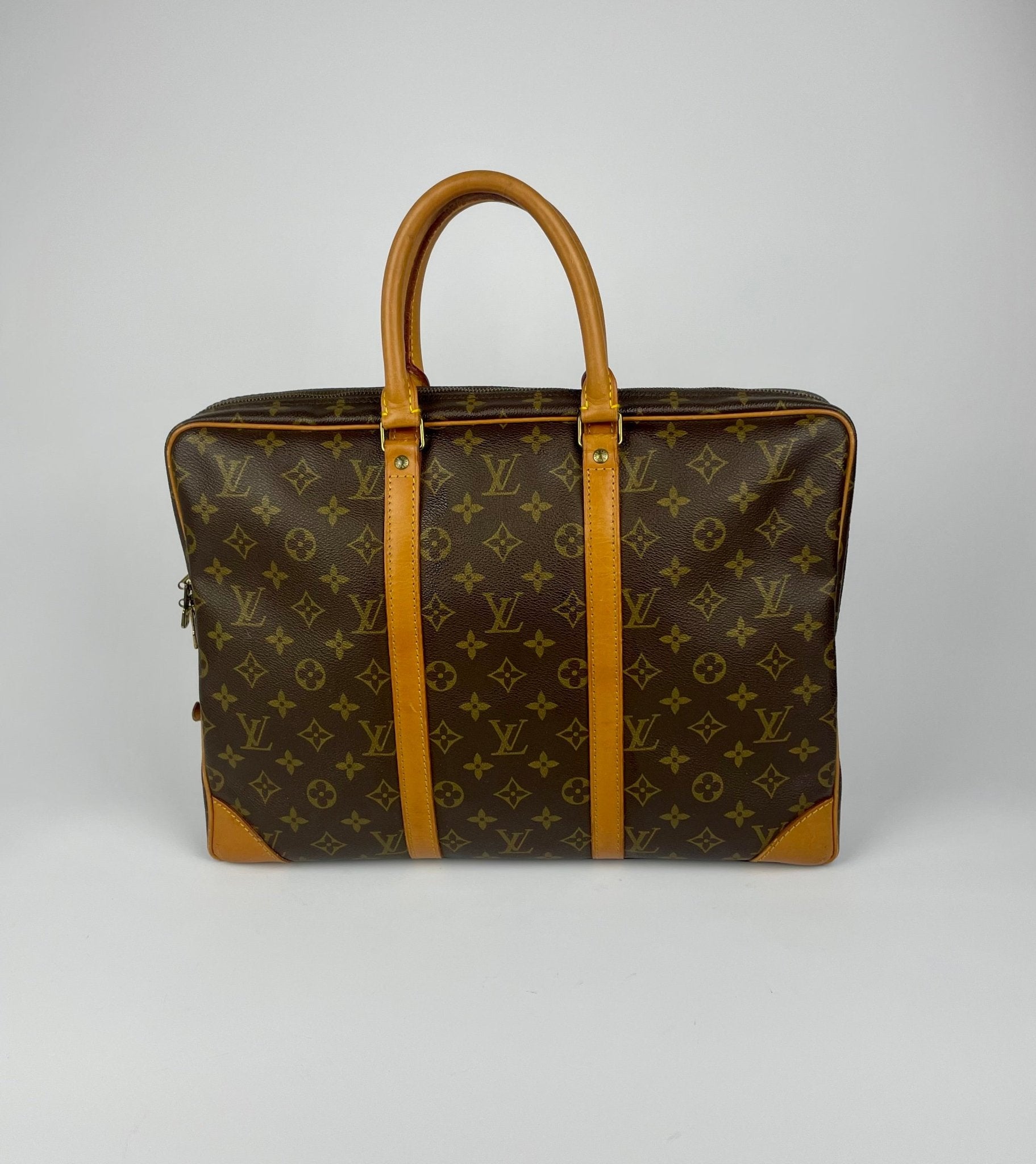 The Vintage Bag Louis Vuitton Porte - document Voyage