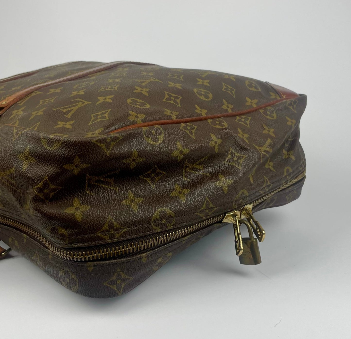 The Vintage Bag Louis Vuitton Sirius 45