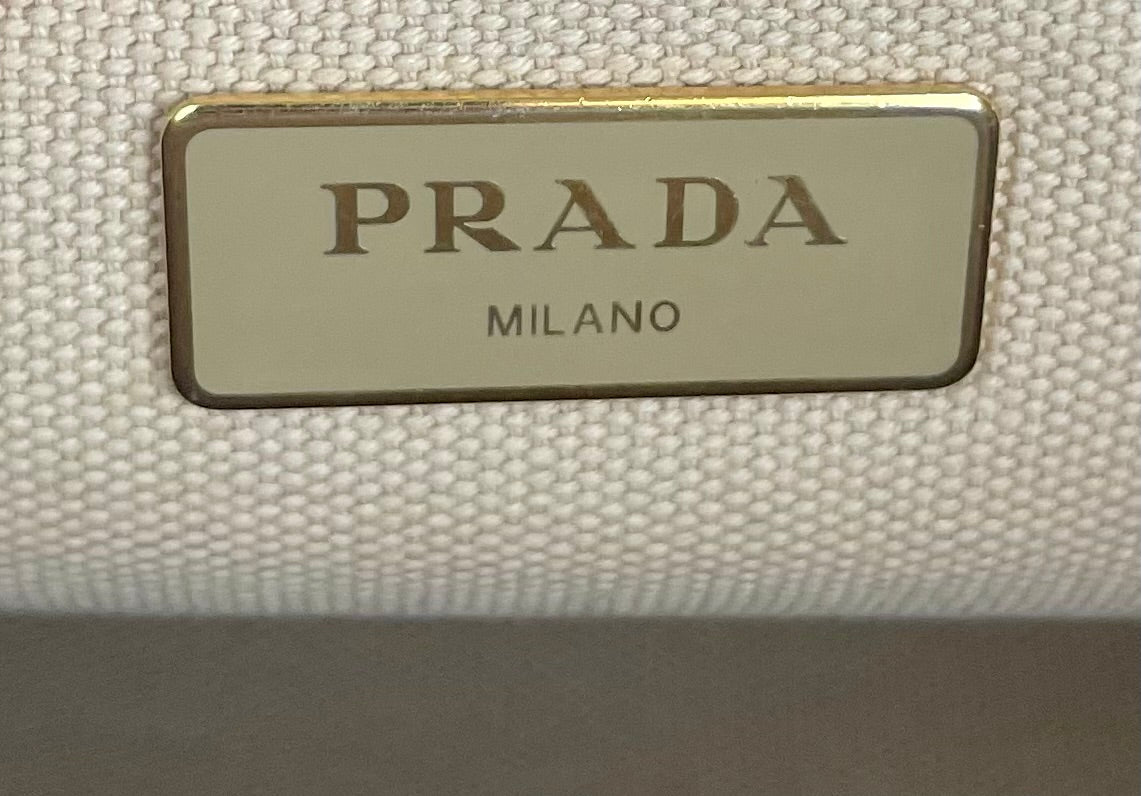 The Vintage Bag Prada Canapa