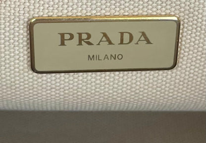 The Vintage Bag Prada Canapa