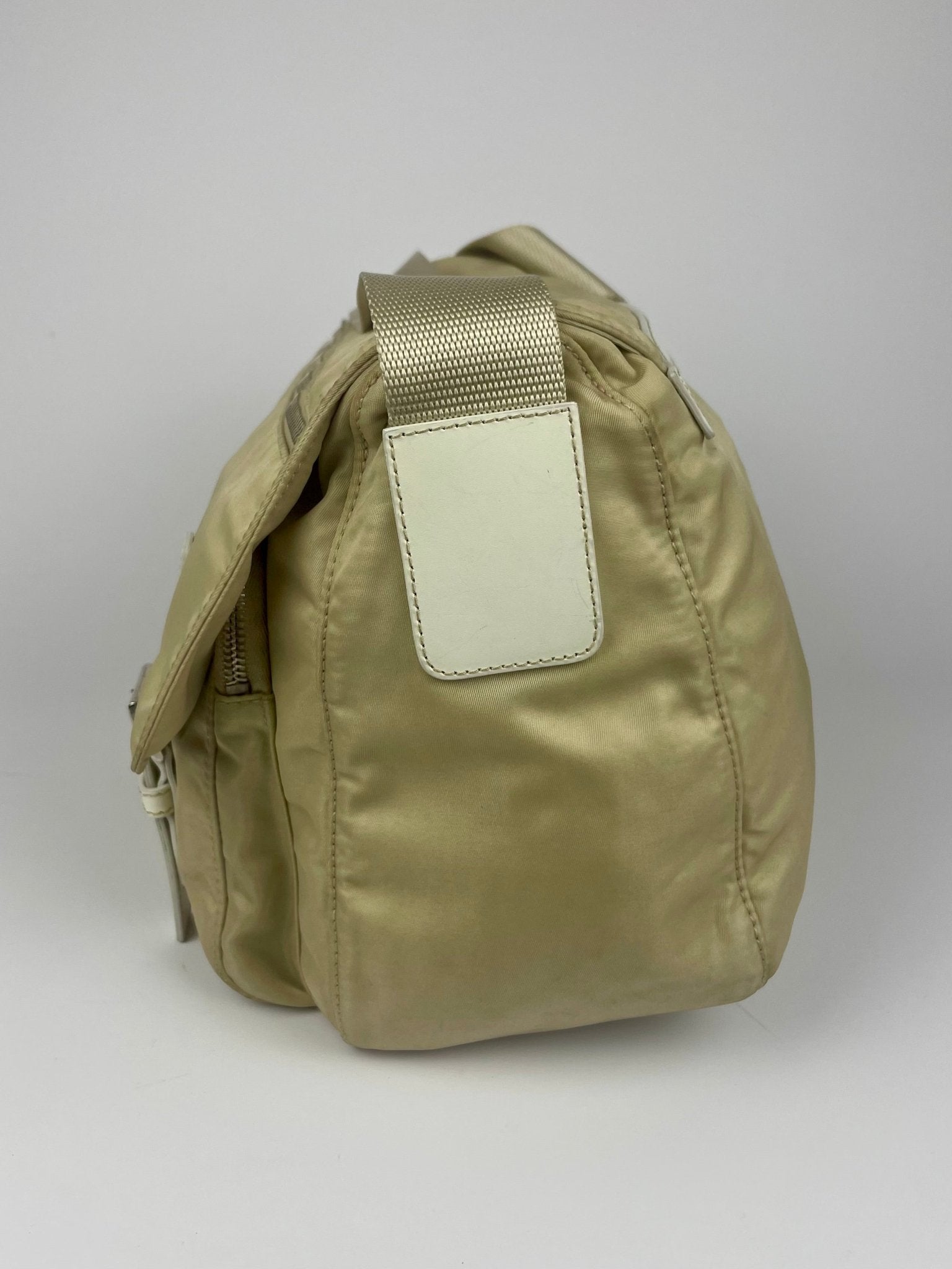 The Vintage Bag Prada Messenger