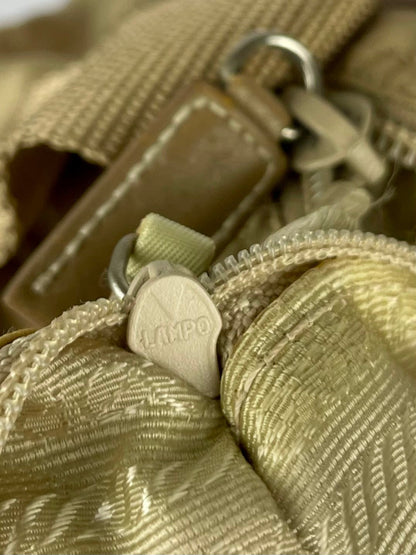 The Vintage Bag Prada Messenger