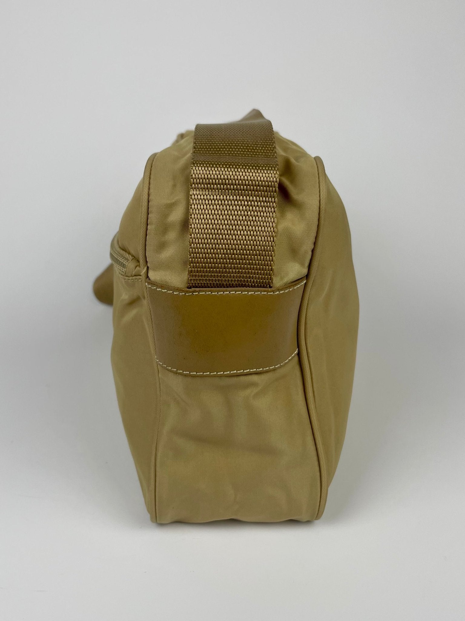 The Vintage Bag Prada Messenger