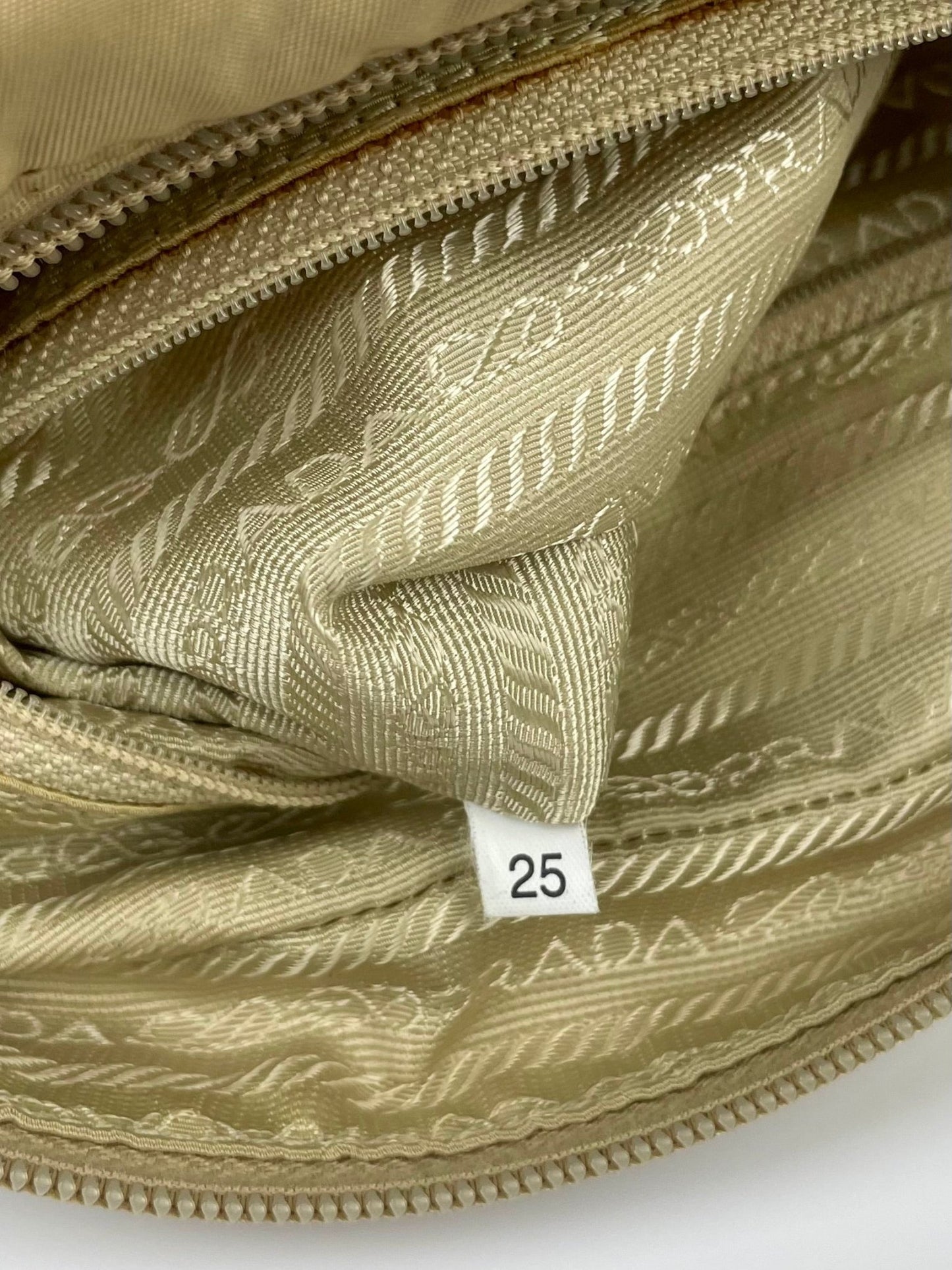 The Vintage Bag Prada Messenger