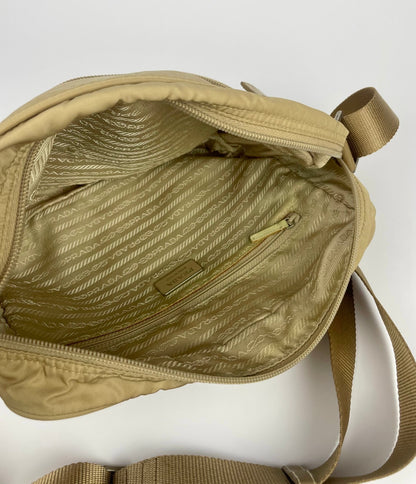 The Vintage Bag Prada Messenger