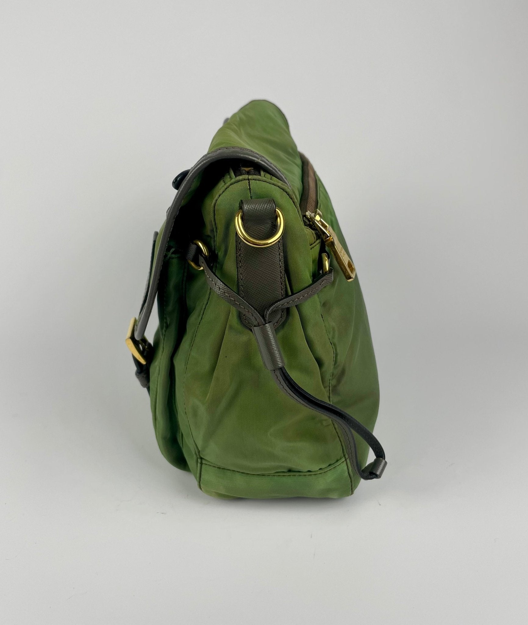 The Vintage Bag Prada Messenger