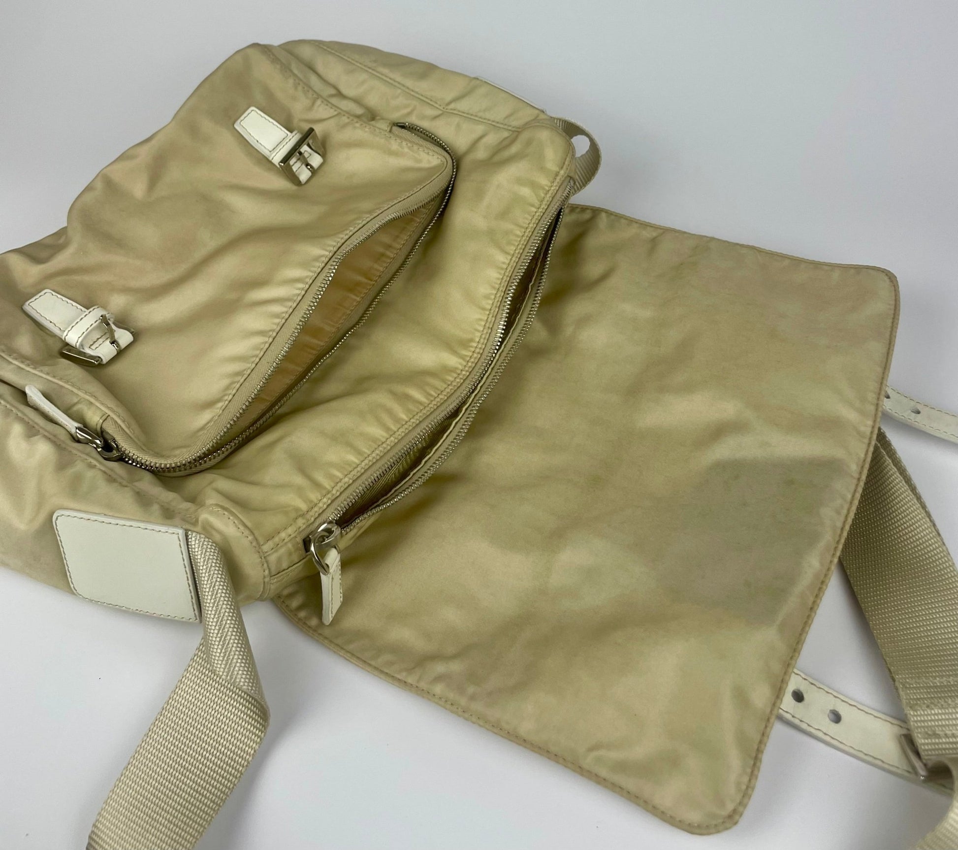 The Vintage Bag Prada Messenger