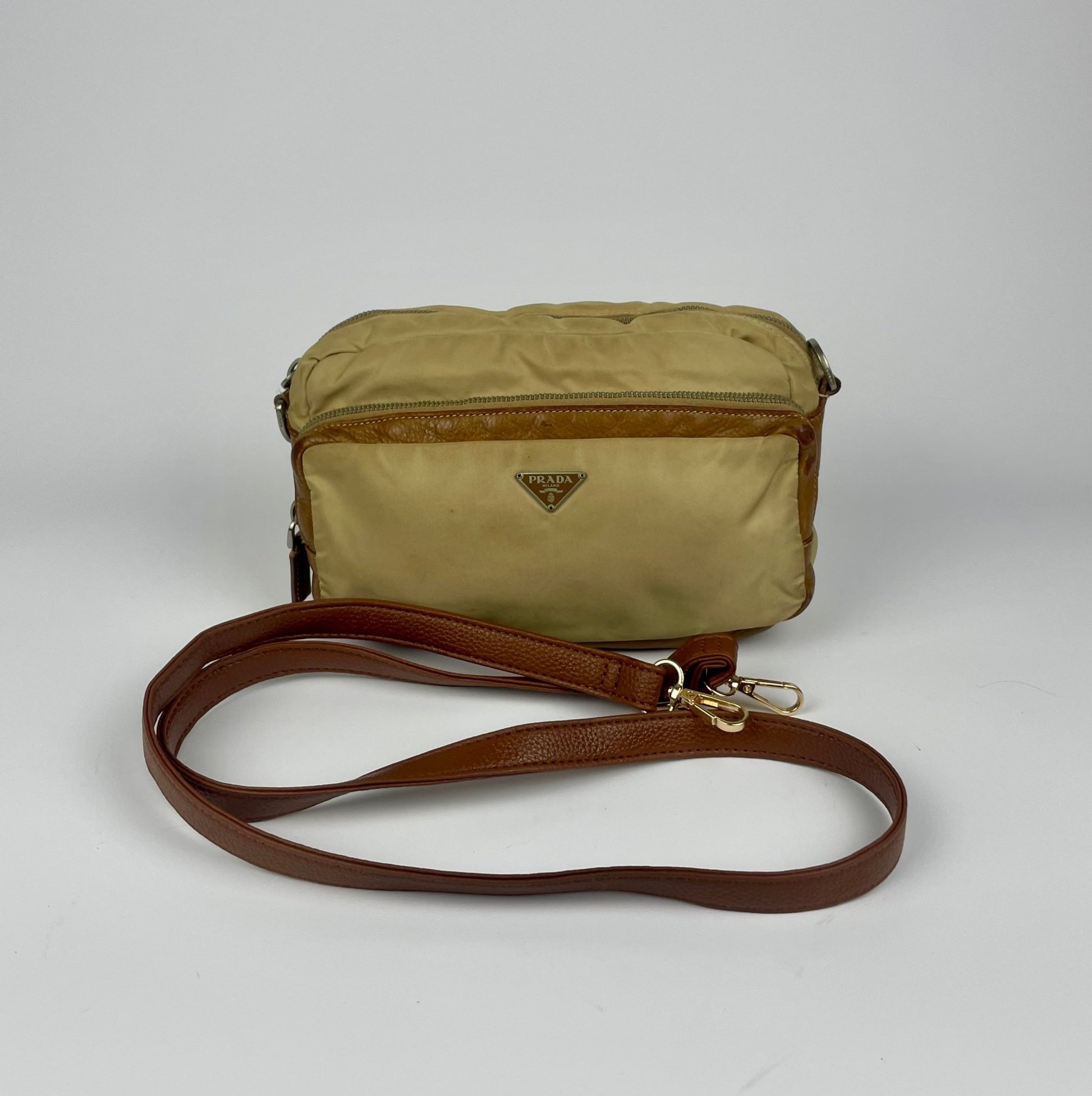 The Vintage Bag Prada Messenger