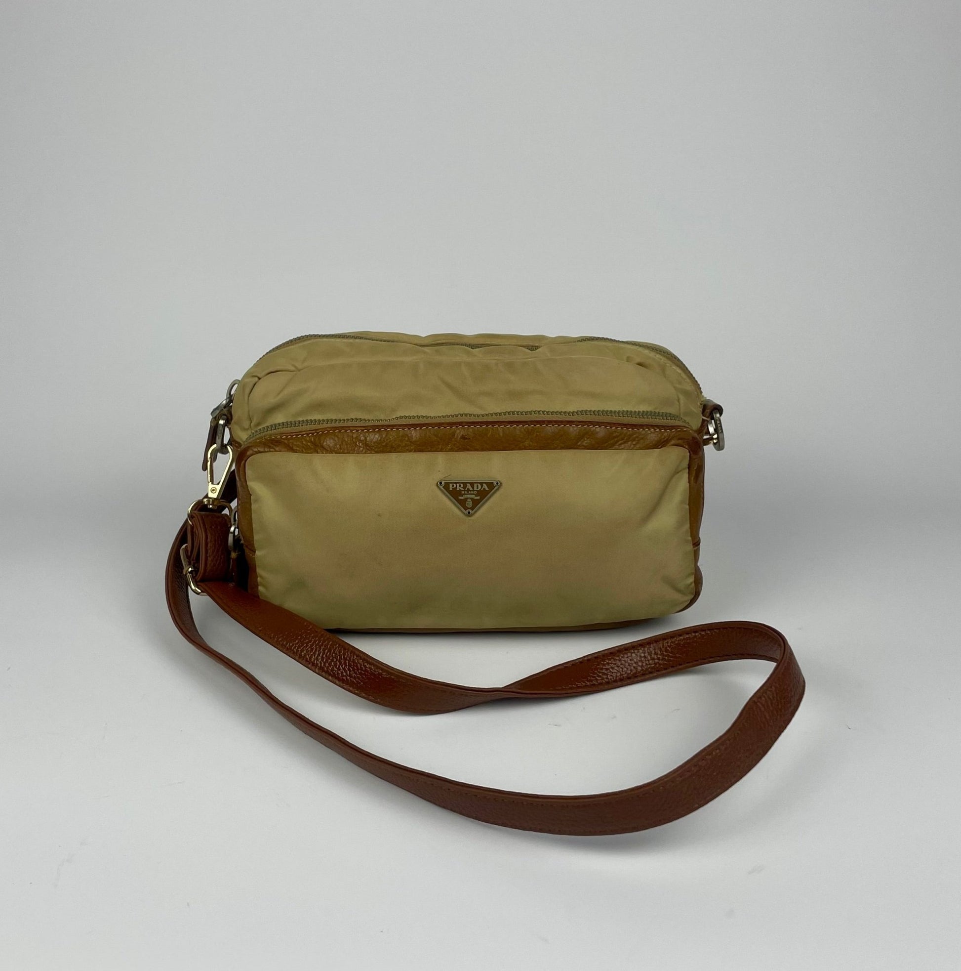 The Vintage Bag Prada Messenger