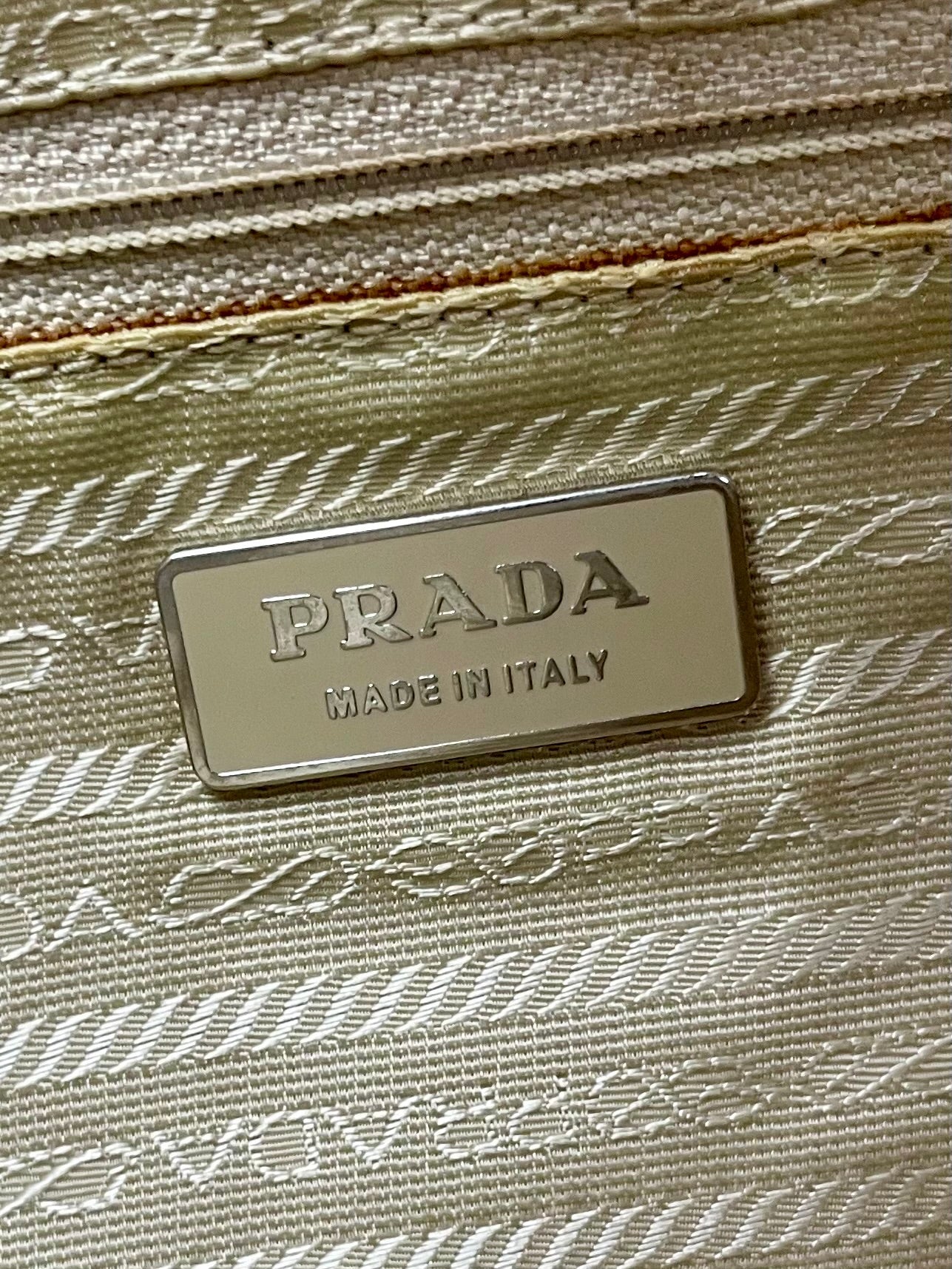 The Vintage Bag Prada Messenger