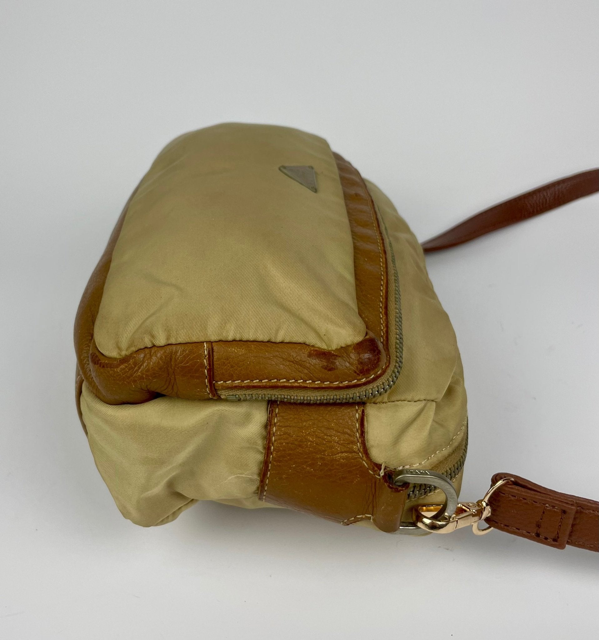 The Vintage Bag Prada Messenger