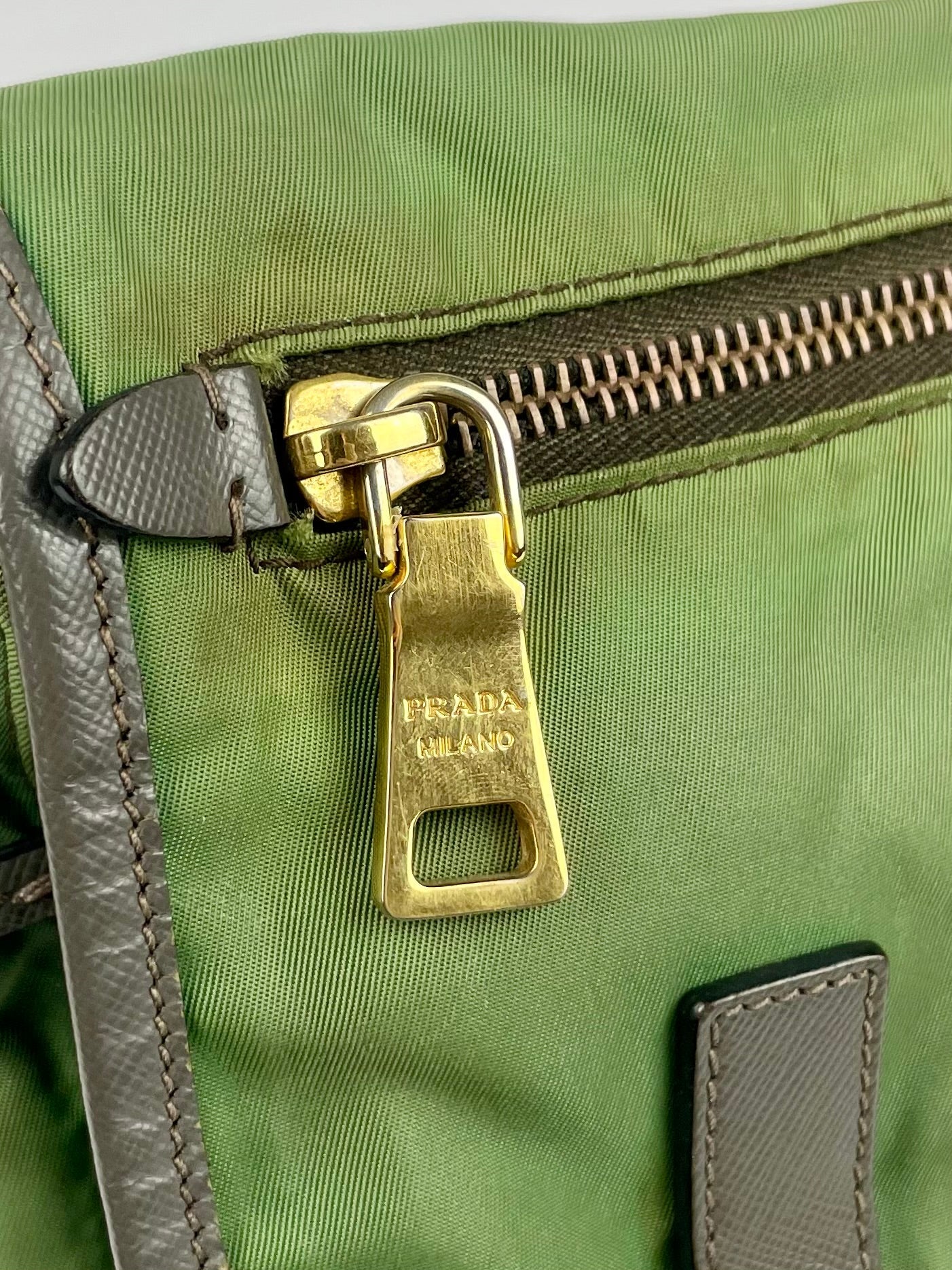 The Vintage Bag Prada Messenger