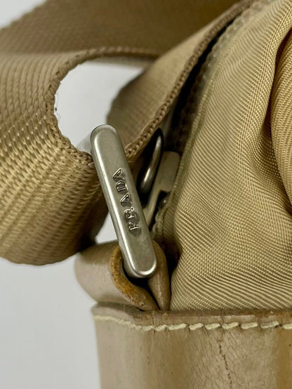 The Vintage Bag Prada Messenger