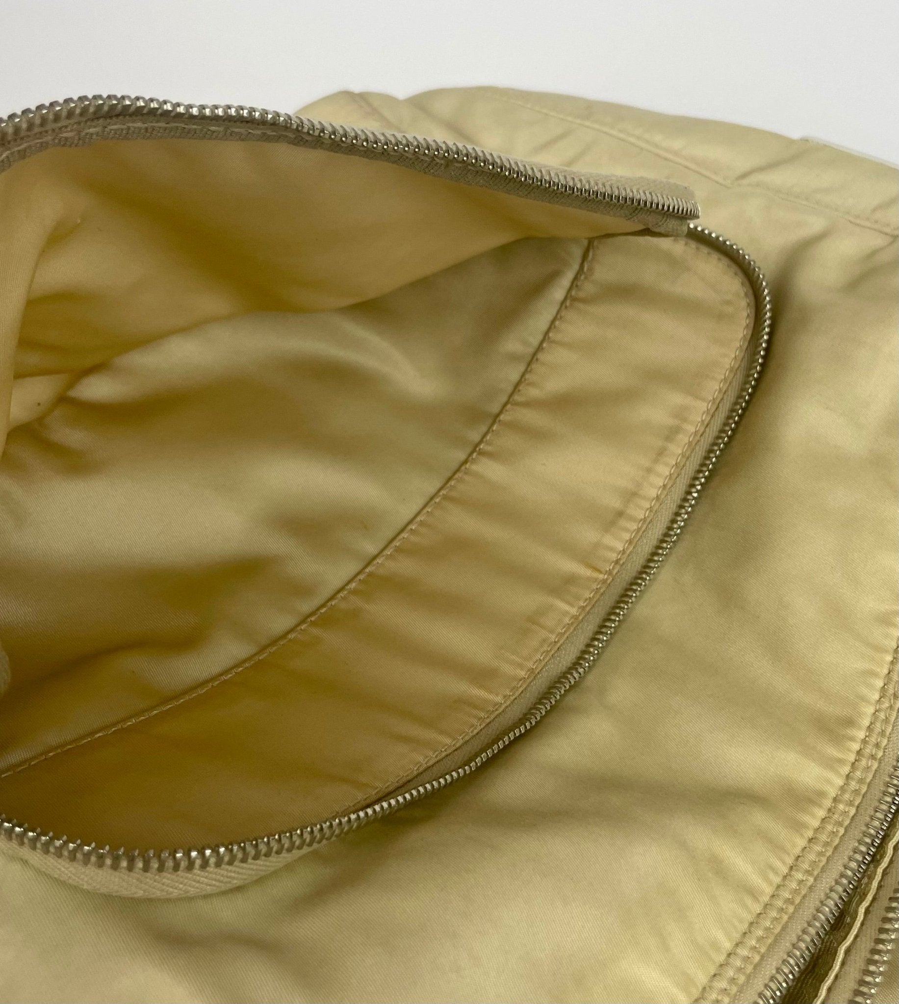 The Vintage Bag Prada Messenger